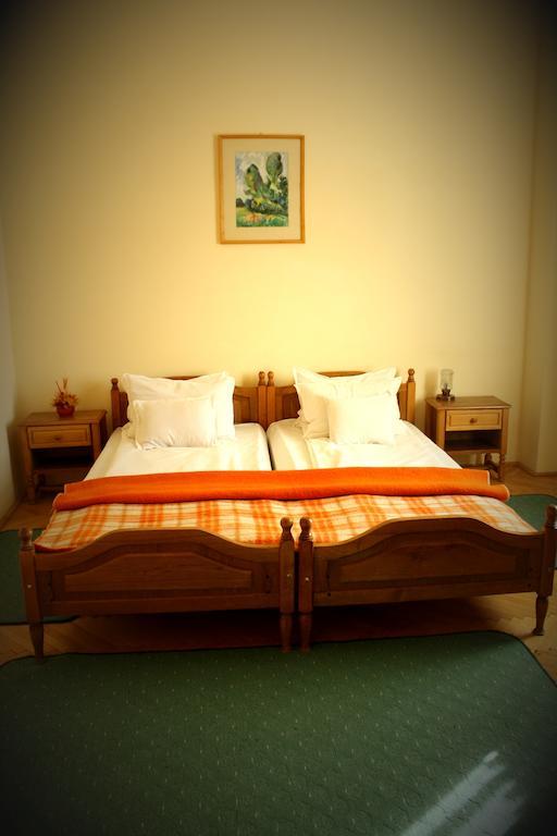 Hotel Tivoli Sovata Chambre photo
