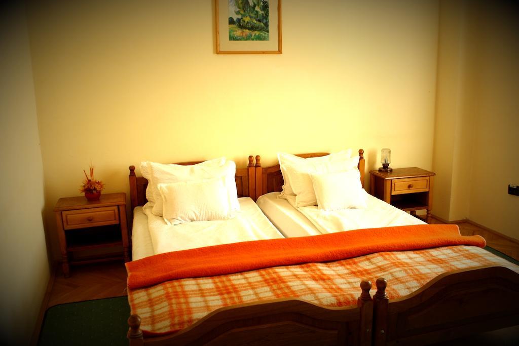 Hotel Tivoli Sovata Chambre photo